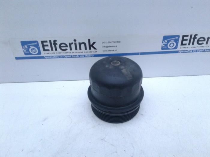 Gebrauchte Ölfilter Deckel Volvo V90 Cross Country (PZ) 2.0 D4 16V AWD Preis € 25,00 Margenregelung angeboten von Auto Demontage Elferink B.V.