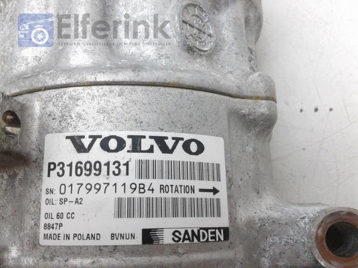 Klimapumpe van een Volvo V90 Cross Country (PZ) 2.0 T5 16V AWD 2019