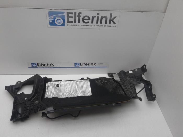 Begagnade Scuttleboard Volvo V90 Cross Country (PZ) 2.0 T5 16V AWD Pris € 50,00 Marginaltabell erbjuds av Auto Demontage Elferink B.V.