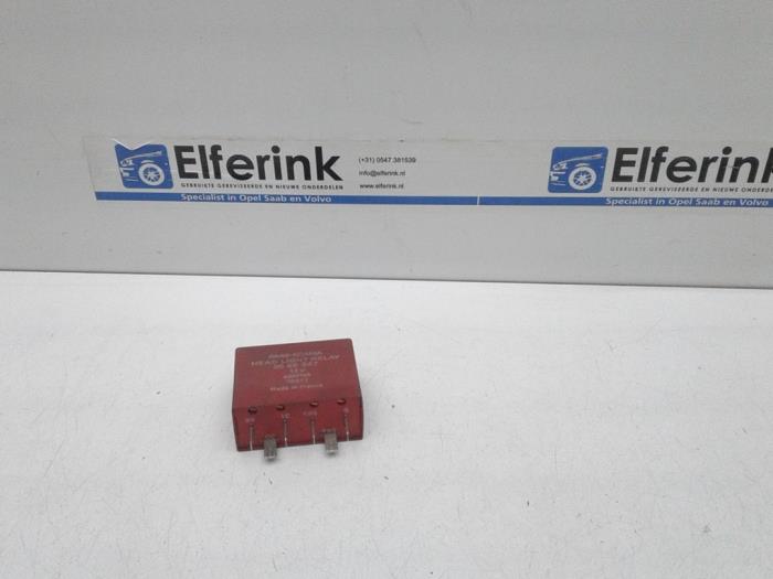 Begagnade Relä Saab 900 I 2.0 i 16V Pris € 25,00 Marginaltabell erbjuds av Auto Demontage Elferink B.V.