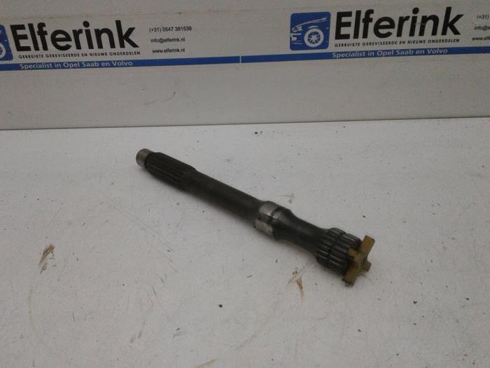 Gebrauchte Eingangswelle Saab 900 I 2.1 i 16V Preis € 25,00 Margenregelung angeboten von Auto Demontage Elferink B.V.