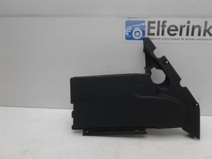 Nya Batterilock Saab 9-3 II Sport Sedan (YS3F) 1.8t 16V BioPower Pris € 48,40 Inklusive moms erbjuds av Auto Demontage Elferink B.V.