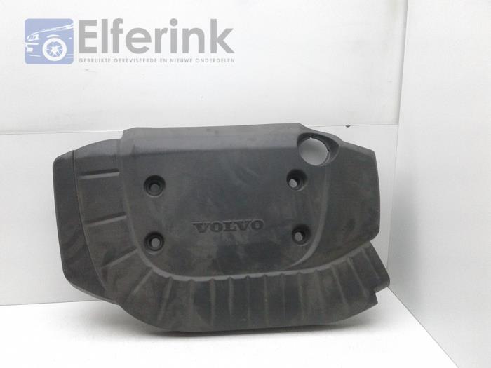 Engine cover from a Volvo XC70 (BZ) 2.4 D4 20V AWD 2016