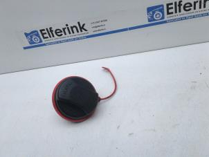 Begagnade Tanklock Opel Astra H SW (L35) 1.3 CDTI 16V Ecotec Pris € 25,00 Marginaltabell erbjuds av Auto Demontage Elferink B.V.