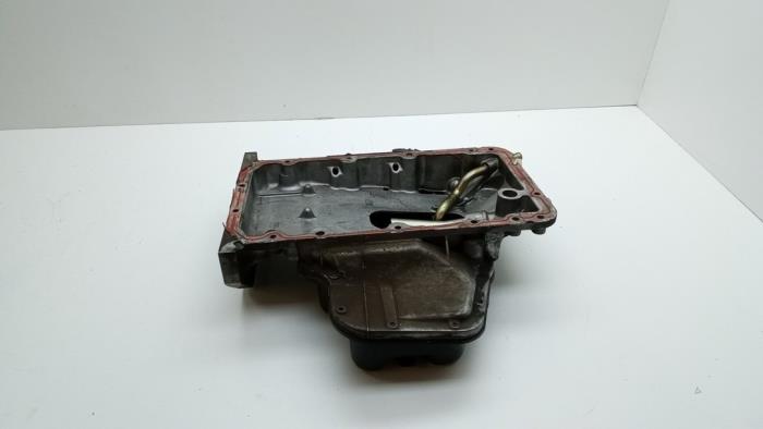 Gebrauchte Ölwanne Saab 9-5 (YS3E) 3.0 TiD V6 24V Preis € 125,00 Margenregelung angeboten von Auto Demontage Elferink B.V.