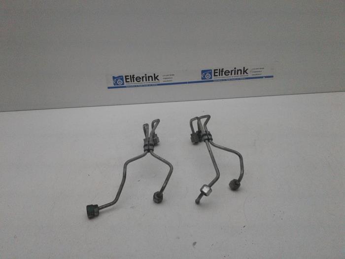 Fuel line Volvo XC70 2.4 D5 20V 205 AWD - 31336626 D5244T10 TF80SCAWD