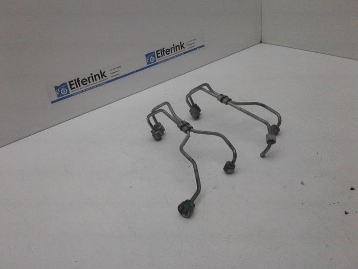 Fuel line Volvo XC70 2.4 D5 20V 205 AWD - 31336626 D5244T10 TF80SCAWD