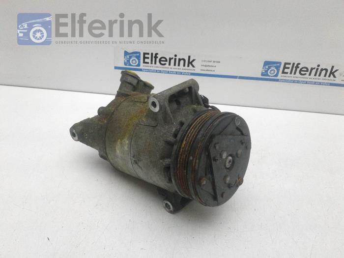 Air conditioning pump from a Opel Zafira (M75) 1.6 16V 2008