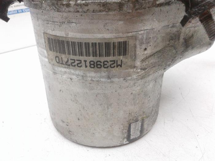 Power steering pump Opel Zafira 1.6 16V 93179568 Z16XER TRW
