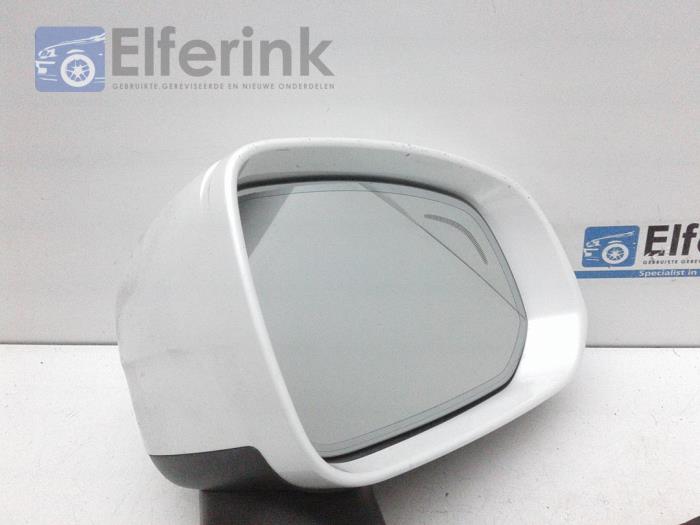Wing mirror, right from a Volvo XC90 II 2.0 T8 16V Twin Engine AWD 2016
