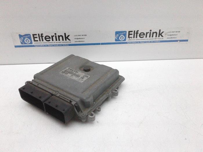 Used Injection computer Volvo S60 I (RS/HV) 2.4 D5 20V Price € 100,00 Margin scheme offered by Auto Demontage Elferink B.V.
