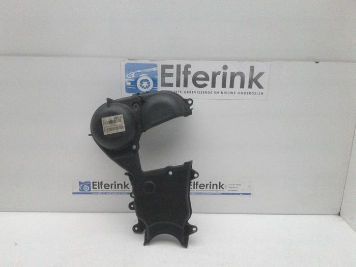 Usagé Couvercle de distribution Volvo V60 I (FW/GW) 1.6 T3 16V Prix € 25,00 Règlement à la marge proposé par Auto Demontage Elferink B.V.
