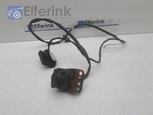 Usagé Kit câble crochet de traction Opel Astra H GTC (L08) 1.6 16V Twinport Prix € 65,00 Règlement à la marge proposé par Auto Demontage Elferink B.V.