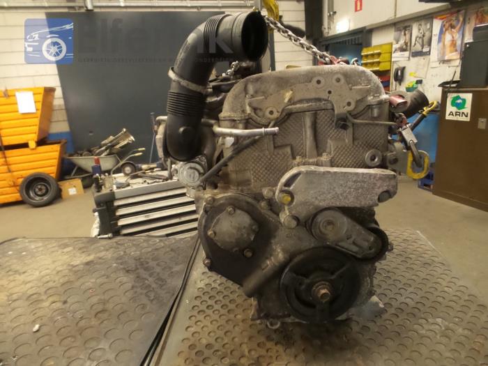 Engine from a Saab 9-3 II Sport Sedan (YS3F) 2.0t 16V 2004