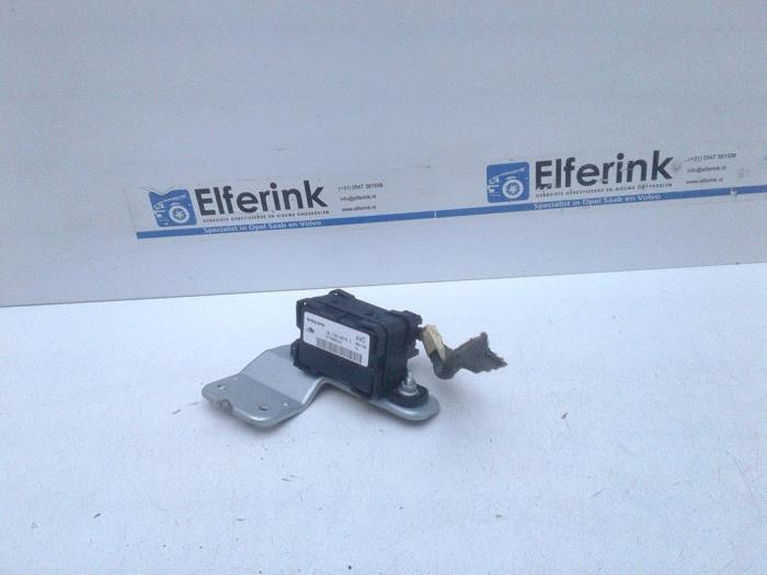 Begagnade ABS-sensor Volvo XC70 (SZ) XC70 2.4 D5 20V Pris € 125,00 Marginaltabell erbjuds av Auto Demontage Elferink B.V.