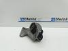 Engine mount from a Volvo S60 I (RS/HV), 2000 / 2010 2.4 D5 20V, Saloon, 4-dr, Diesel, 2.401cc, 120kW (163pk), FWD, D5244T, 2001-01 / 2010-04, RS79 2005