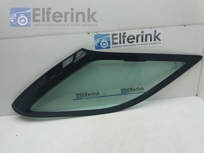 Extra window 4-door, right from a Saab 9-5 Estate (YS3E) 2.0t 16V 2005