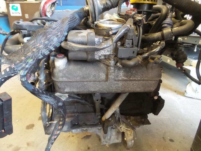 Engine Saab 9-3 I 2.3 S,SE 16V - B205L