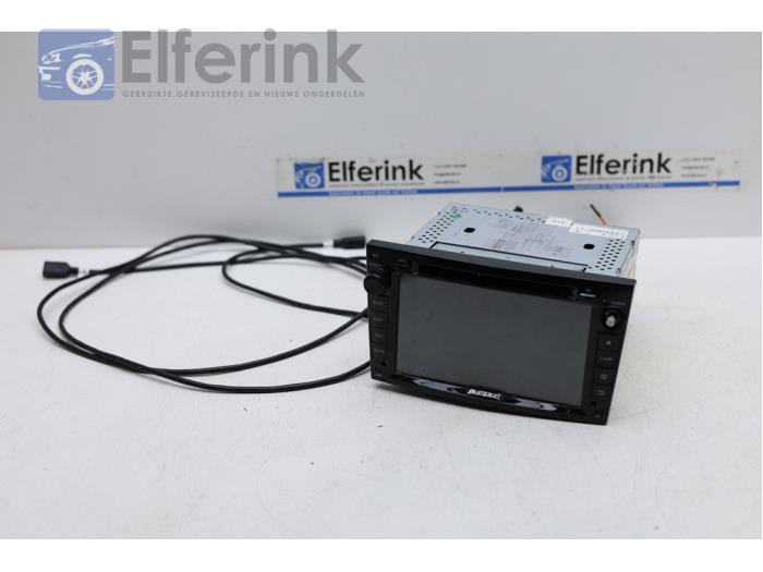 Radio from a Opel Corsa D 1.4 16V Twinport 2009