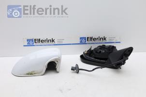 Used Wing mirror, right Opel Corsa D 1.4 16V Twinport Price € 25,00 Margin scheme offered by Auto Demontage Elferink B.V.