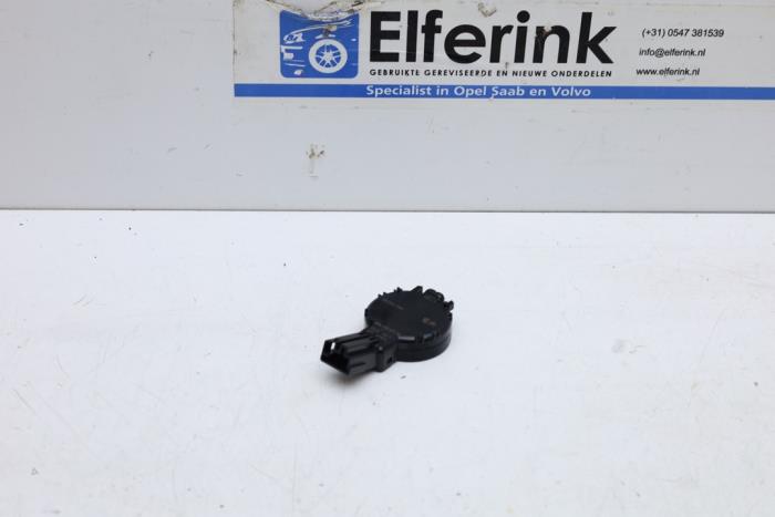 Begagnade Regnsensor Opel Grandland (X) 1.2 Turbo 12V Pris € 25,00 Marginaltabell erbjuds av Auto Demontage Elferink B.V.