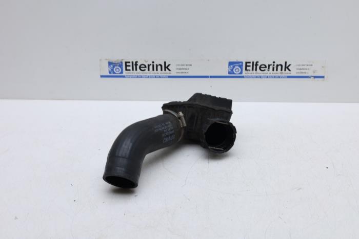 Gebrauchte Intercooler Rohr Lynk &amp; Co 01 1.5 Preis € 50,00 Margenregelung angeboten von Auto Demontage Elferink B.V.