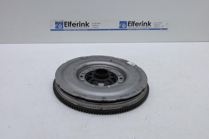 Usagé Volant moteur Lynk &amp; Co 01 1.5 Prix € 250,00 Règlement à la marge proposé par Auto Demontage Elferink B.V.
