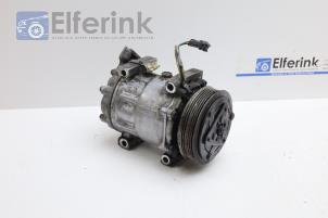 Used Air conditioning pump Volvo V50 (MW) 1.6 D 16V Price € 125,00 Margin scheme offered by Auto Demontage Elferink B.V.