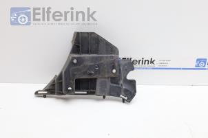 Used Front bumper bracket, right Volvo S80 (AR/AS) 2.0 D4 16V Price € 25,00 Margin scheme offered by Auto Demontage Elferink B.V.