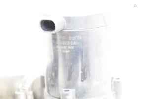 Extra vattenpump från en Volvo S80 (AR/AS) 2.0 D4 16V 2014