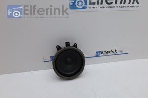 Gebrauchte Lautsprecher Lynk &amp; Co 01 1.5 PHEV Preis € 25,00 Margenregelung angeboten von Auto Demontage Elferink B.V.
