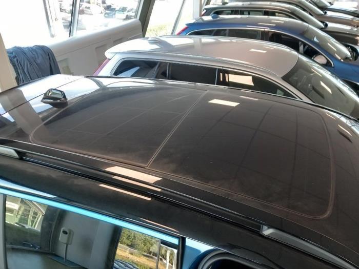 Używane Dach panoramiczny Lynk &amp; Co 01 1.5 PHEV Cena € 700,00 Procedura marży oferowane przez Auto Demontage Elferink B.V.
