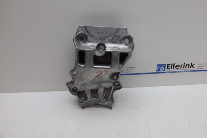 Used Engine mount Lynk &amp; Co 01 1.5 PHEV Price € 40,00 Margin scheme offered by Auto Demontage Elferink B.V.