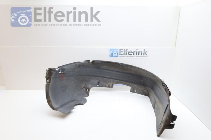 Wheel arch liner from a Saab 9-3 I (YS3D) 2.0t 16V Ecopower 2003