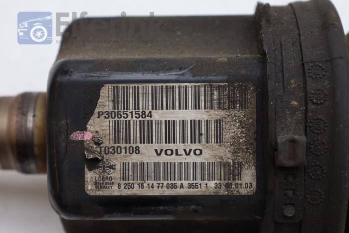 Os napedowa lewy przód z Volvo XC90 I 2.4 D5 20V 2003