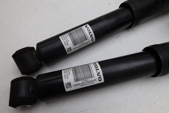 Shock absorber kit Volvo V90 II 2.0 B5 Mild Hybrid Geartronic 16V ...