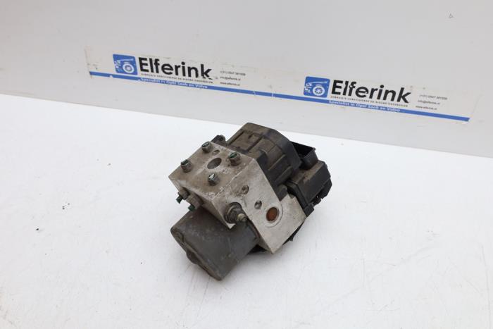 Usagé Pompe ABS Saab 9-3 I (YS3D) 2.0t 16V Prix € 100,00 Règlement à la marge proposé par Auto Demontage Elferink B.V.