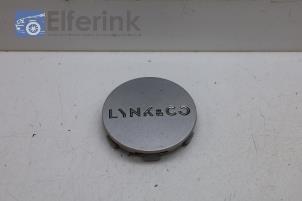 Usagé Enjoliveur moyeu Lynk &amp; Co 01 1.5 PHEV Prix € 20,00 Règlement à la marge proposé par Auto Demontage Elferink B.V.