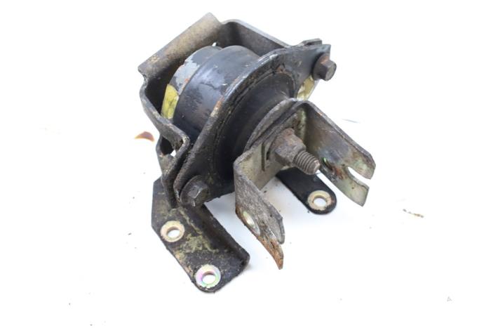 Used Engine mount Saab 900 I Combi Coupé 2.0 Turbo 16V Price € 25,00 Margin scheme offered by Auto Demontage Elferink B.V.