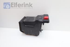 Used Battery box Volvo V60 II (ZW) 2.0 D3 16V Price € 50,00 Margin scheme offered by Auto Demontage Elferink B.V.