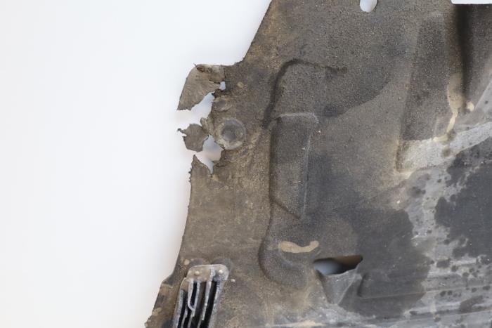 Engine protection panel Volvo V60 II 2.0 D3 16V - 31497612