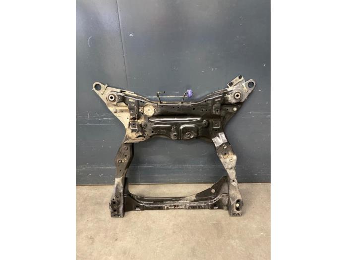 Gebrauchte Unterrahmen Volvo V60 II (ZW) 2.0 D3 16V Preis € 350,00 Margenregelung angeboten von Auto Demontage Elferink B.V.