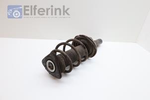 Used Front shock absorber rod, right Volvo V40 (MV) 2.0 D3 16V Price € 65,00 Margin scheme offered by Auto Demontage Elferink B.V.