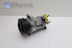 Used Air conditioning pump Volvo V40 (MV) 2.0 D3 16V Price € 90,00 Margin scheme offered by Auto Demontage Elferink B.V.