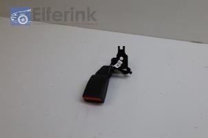 Used Rear seatbelt buckle, left Opel Corsa F (UB/UH/UP) Electric 50kWh Price € 40,00 Margin scheme offered by Auto Demontage Elferink B.V.