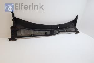 Used Cowl top grille Opel Corsa F (UB/UH/UP) Electric 50kWh Price € 40,00 Margin scheme offered by Auto Demontage Elferink B.V.