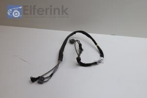 Used Wiring harness Volvo V70 (SW) 2.4 D5 20V Price € 40,00 Margin scheme offered by Auto Demontage Elferink B.V.
