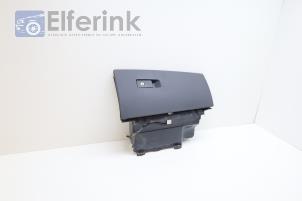 Used Glovebox Volvo V70 (BW) 2.4 D5 20V Price € 30,00 Margin scheme offered by Auto Demontage Elferink B.V.