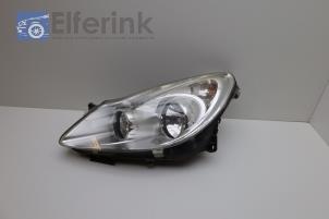 Used Headlight, left Opel Corsa D 1.3 CDTi 16V ecoFLEX Price € 100,00 Margin scheme offered by Auto Demontage Elferink B.V.