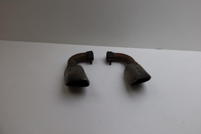 Gebrauchte Auspuff Enddämpfer Volvo V60 I (FW/GW) 2.0 T5 16V Preis € 50,00 Margenregelung angeboten von Auto Demontage Elferink B.V.